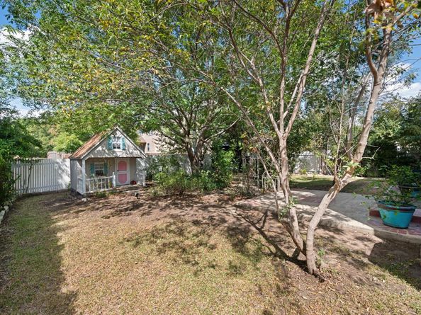2319 Waizel WAY, Georgetown TX 78626