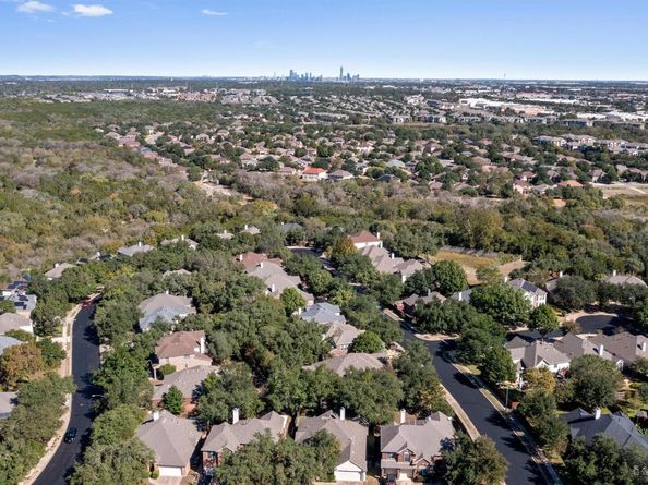 10612 Lord Derby DR, Austin TX 78748