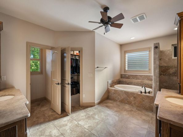 204 Overlook CT, Georgetown TX 78628