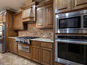 204 Overlook CT, Georgetown TX 78628