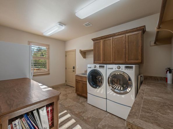 204 Overlook CT, Georgetown TX 78628