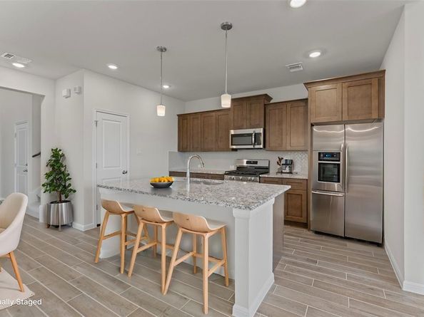 248 Ironshoe TRL, Liberty Hill TX 78642