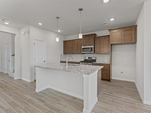 248 Ironshoe TRL, Liberty Hill TX 78642