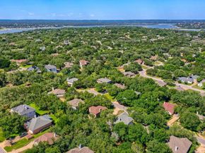 216 Sailors RUN, Lakeway TX 78734