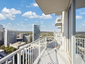 360 Nueces ST 2704, Austin TX 78701