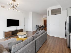 360 Nueces ST 2704, Austin TX 78701