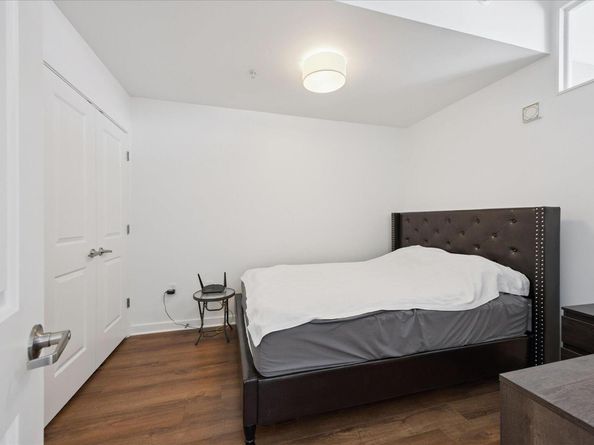 360 Nueces ST 2704, Austin TX 78701