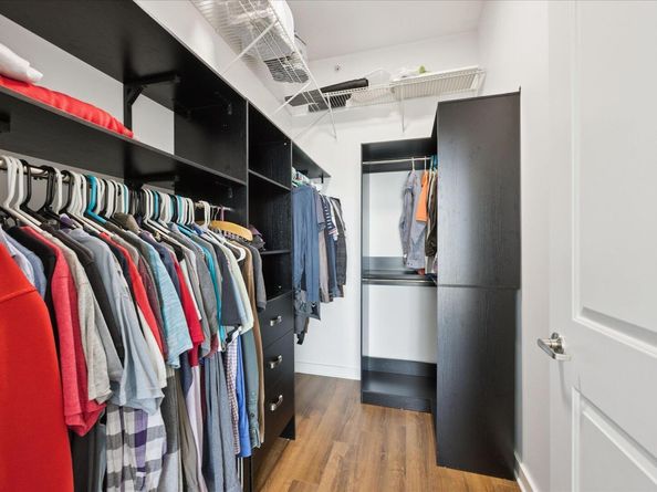 360 Nueces ST 2704, Austin TX 78701