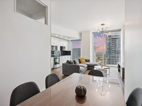 360 Nueces ST 2704, Austin TX 78701