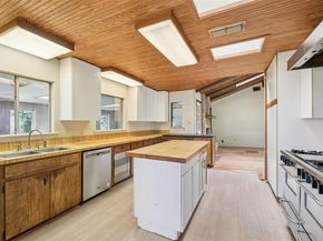 2204 Bahia CIR, Austin TX 78741