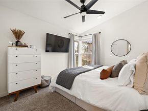 1402 Singleton Ave B, Austin TX 78702