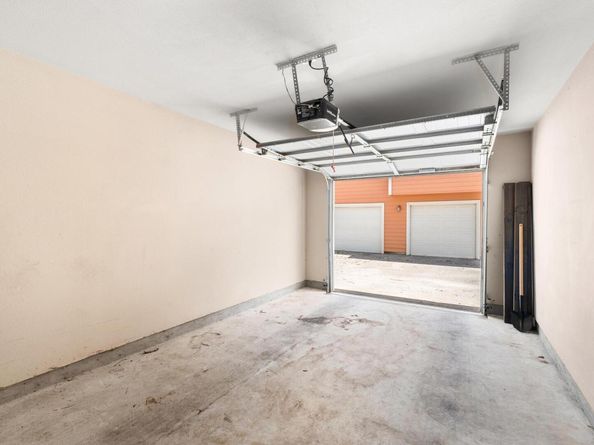1601 Miriam Ave 100, Austin TX 78702