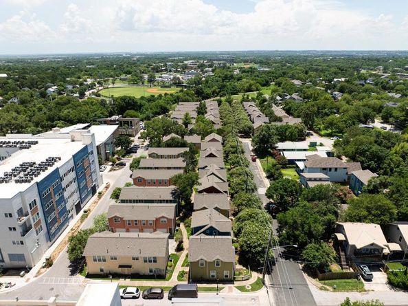 1601 Miriam Ave 100, Austin TX 78702