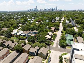 1601 Miriam Ave 100, Austin TX 78702