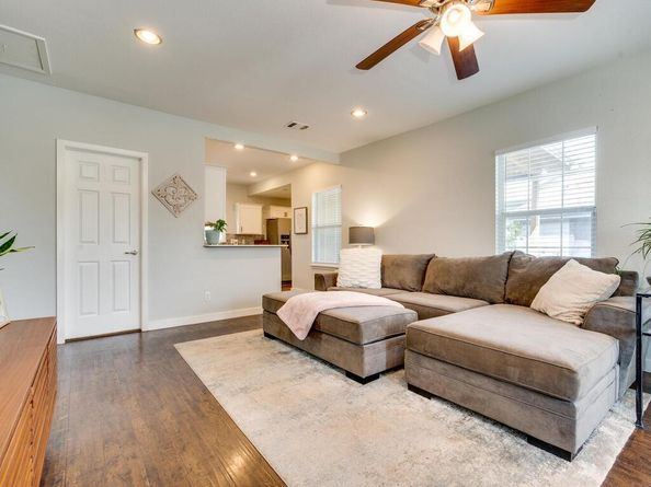 3010 E 14th ST, Austin TX 78702
