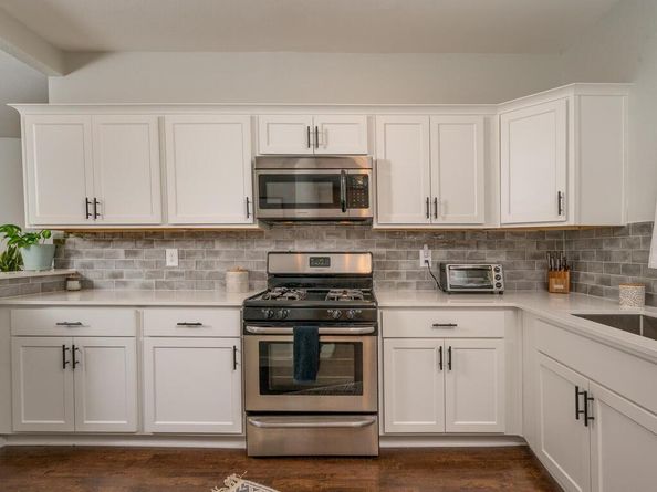 3010 E 14th ST, Austin TX 78702