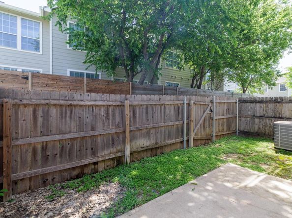2632 Century Park BLVD 18, Austin TX 78727