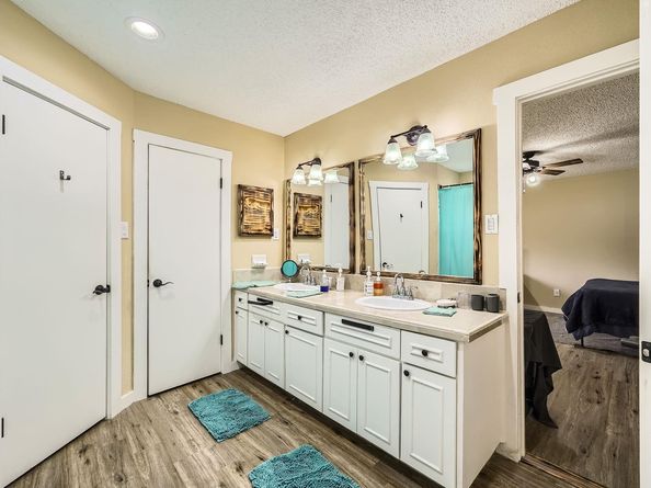 7900 Keneshaw Dr, Austin TX 78745