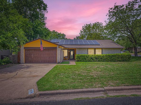 7900 Keneshaw Dr, Austin TX 78745