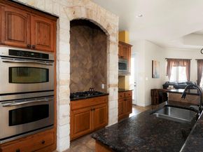 10901 Doswell CV, Austin TX 78739