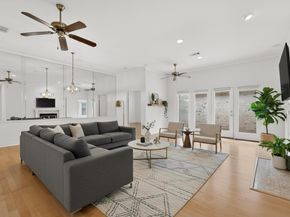 2203 Onion Creek PKWY 8, Austin TX 78747