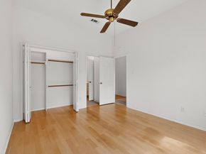 2203 Onion Creek PKWY 8, Austin TX 78747