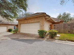 2203 Onion Creek PKWY 8, Austin TX 78747