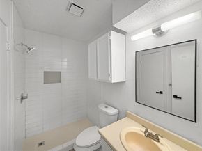 9622 Sugar Hill DR A, Austin TX 78748