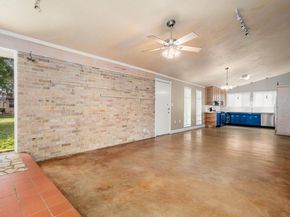 2802 Perry LN, Austin TX 78731