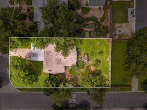 2802 Perry LN, Austin TX 78731