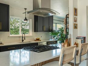 7305 Meadowood DR, Austin TX 78723