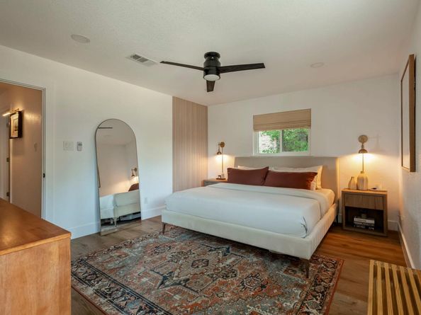 7305 Meadowood DR, Austin TX 78723