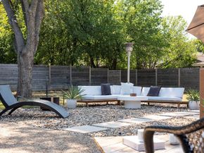 7305 Meadowood DR, Austin TX 78723