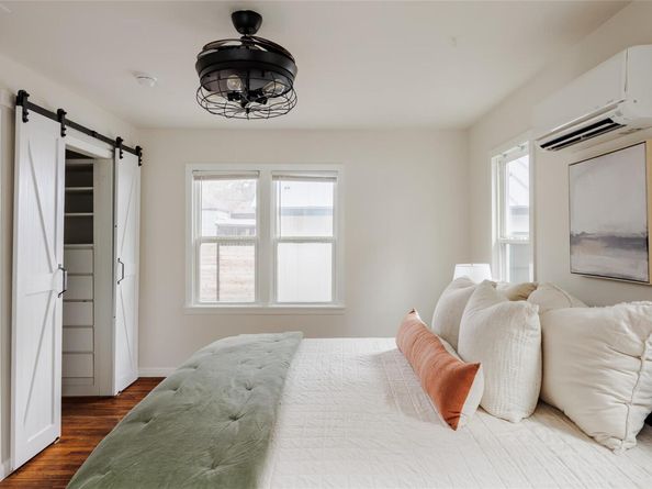 829 Gullett ST, Austin TX 78702