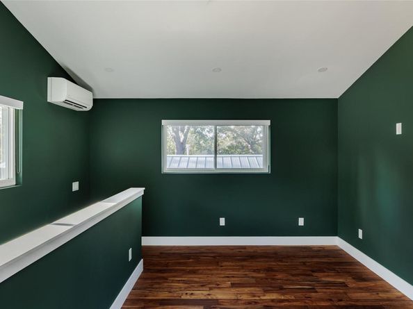 829 Gullett ST, Austin TX 78702