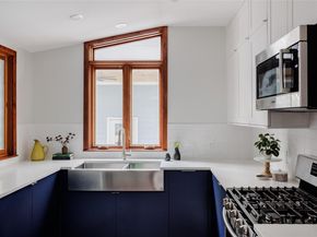 829 Gullett ST, Austin TX 78702