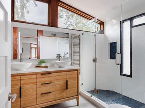 829 Gullett ST, Austin TX 78702