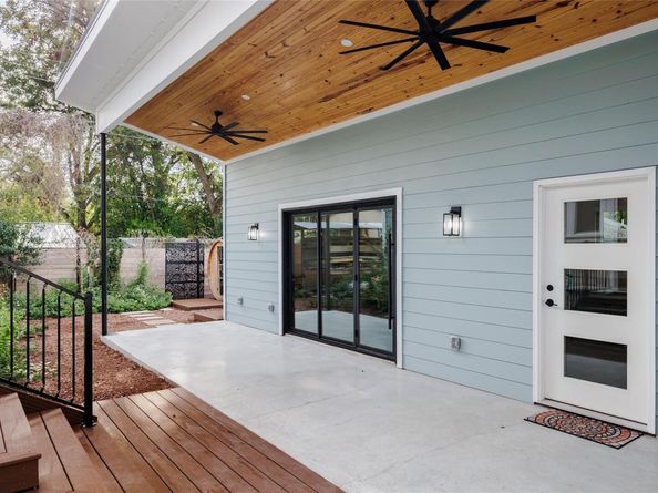 829 Gullett ST, Austin TX 78702