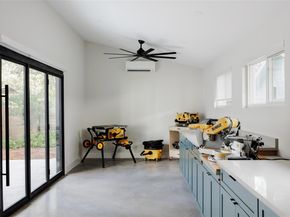 829 Gullett ST, Austin TX 78702