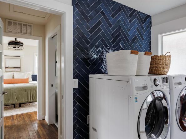 829 Gullett ST, Austin TX 78702