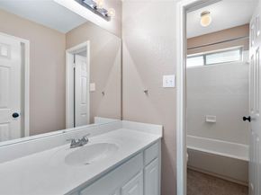 1712 Lynnville TRL, Austin TX 78727