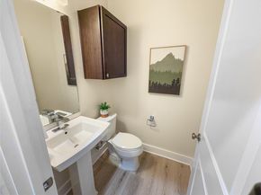 4120 Valley View RD B, Austin TX 78704
