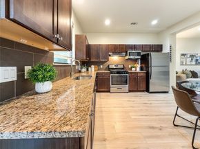 4120 Valley View RD B, Austin TX 78704