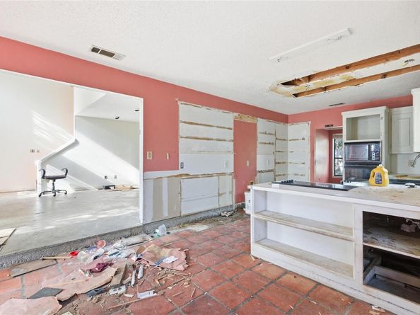 5705 Rain Creek PKWY, Austin TX 78759
