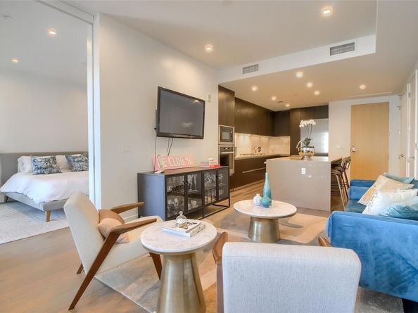 501 West Ave 1002, Austin TX 78701