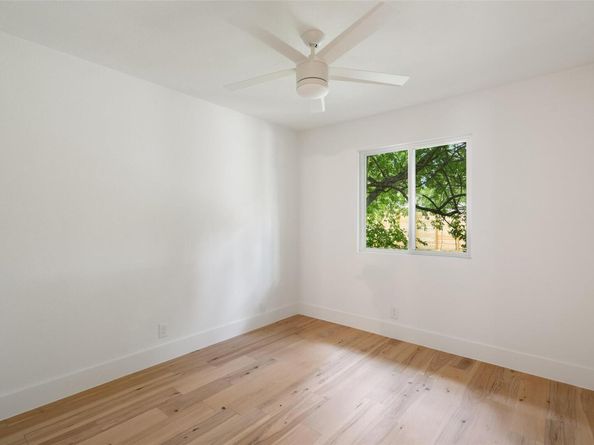1800 Nicole CIR A & B, Round Rock TX 78664