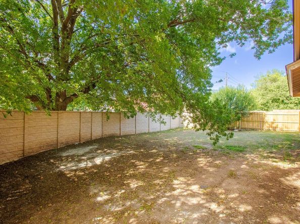 1800 Nicole CIR A & B, Round Rock TX 78664
