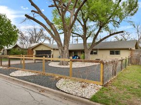 8707 Primrose Ln, Austin TX 78757