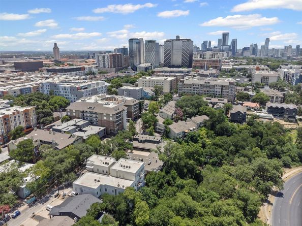 2704 San Pedro ST 16, Austin TX 78705