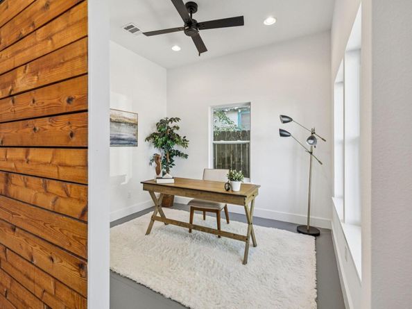 1702 Miriam Ave, Austin TX 78702